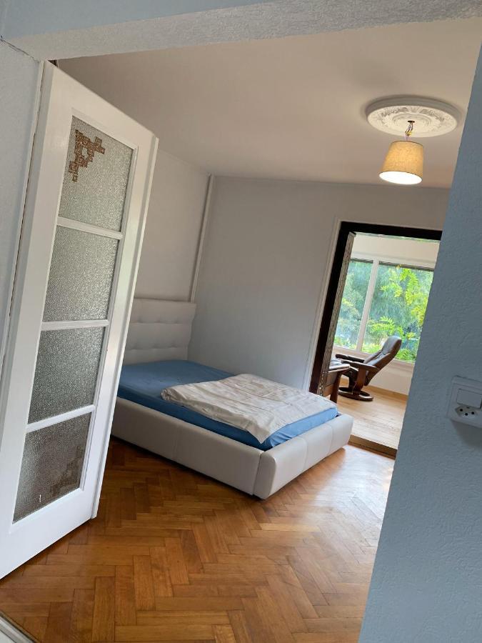 Le Grand-saconnex Guesthouse, 5 Min Walk To Airport Apartahotel Ginebra